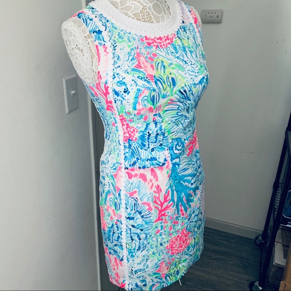 Mila Stretch Shift Dress - Picture 14 of 15